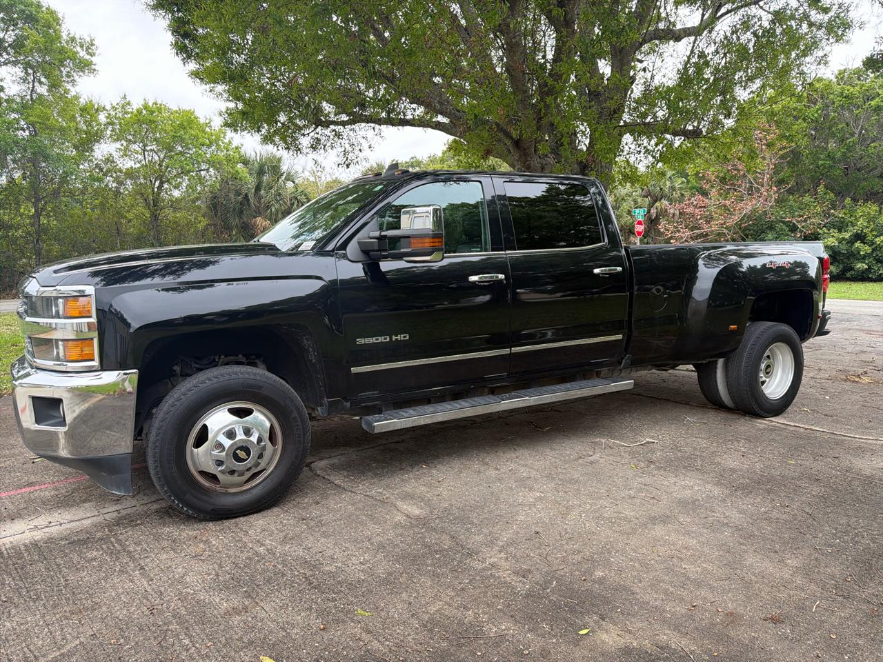 Chevrolet Silverado 3500HD 4WD Crew Cab 167.7" LTZ 2017