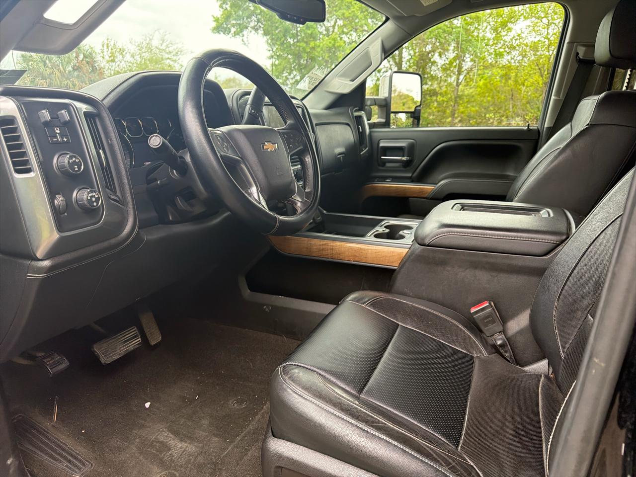 Chevrolet Silverado 3500HD 4WD Crew Cab 167.7" LTZ 2017