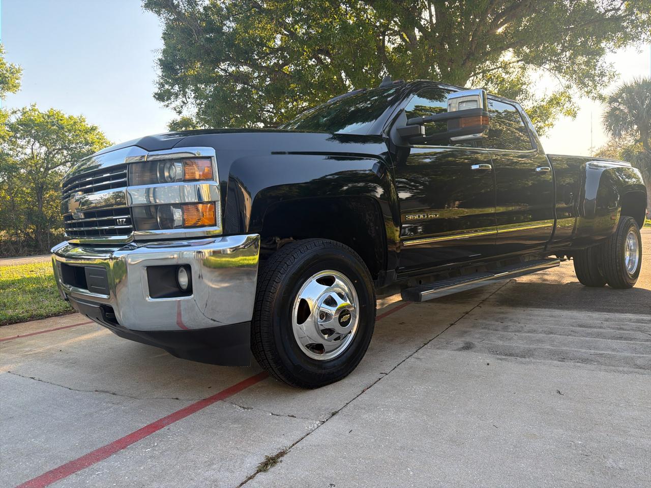 Chevrolet Silverado 3500HD 4WD Crew Cab 167.7" LTZ 2017