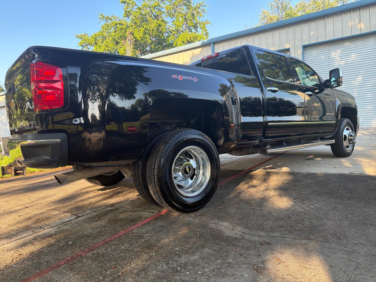 Chevrolet Silverado 3500HD 4WD Crew Cab 167.7" LTZ 2017