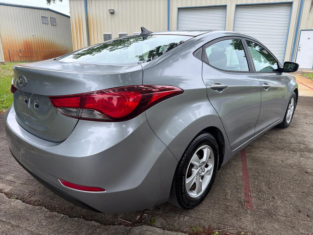 Hyundai Elantra 4dr Sdn Auto SE (Alabama Plant) 2015