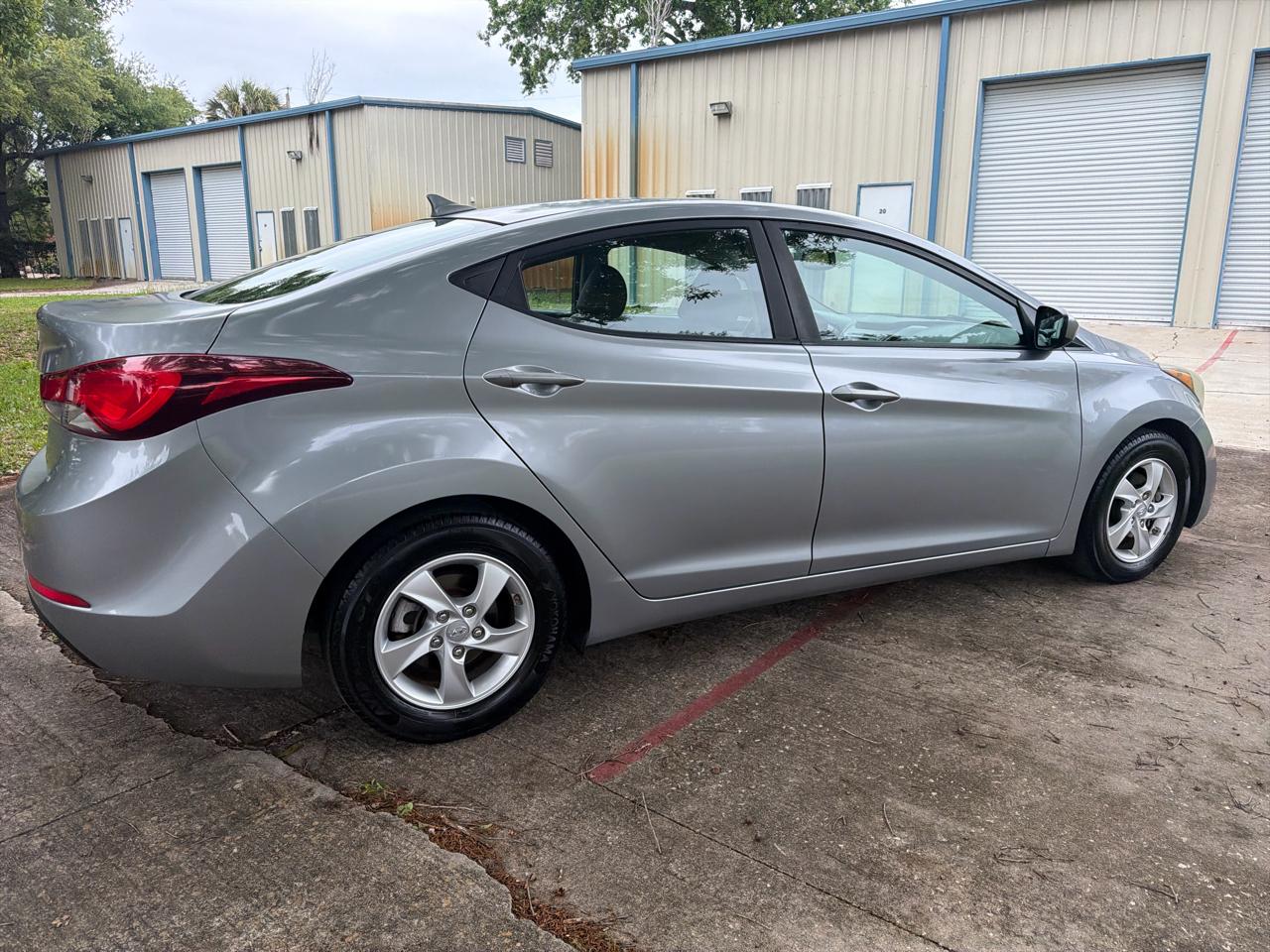 Hyundai Elantra 4dr Sdn Auto SE (Alabama Plant) 2015