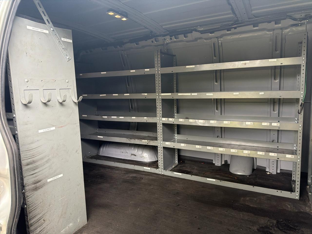 GMC Savana Cargo Van RWD 2500 135" 2021