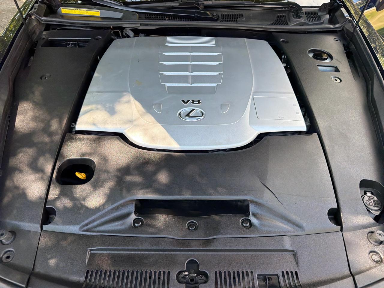 Lexus LS 460 4dr Sdn RWD 2011