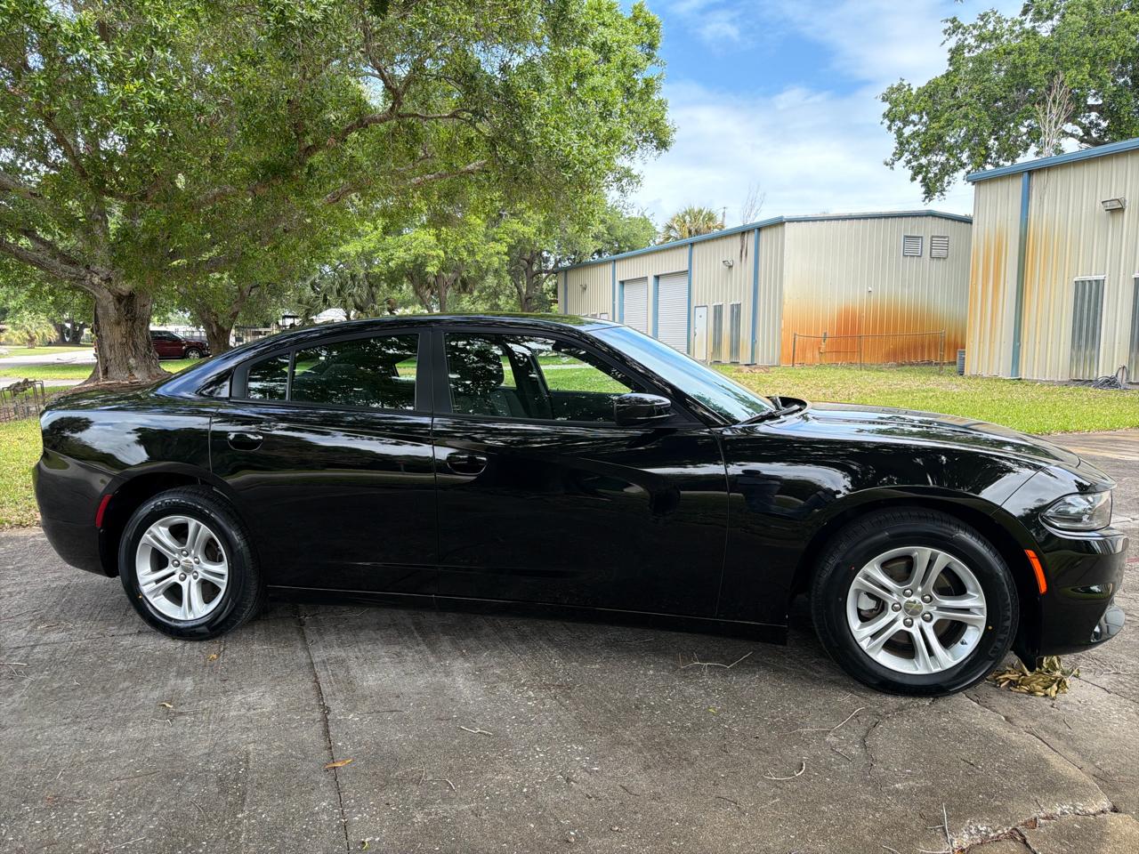 Dodge Charger SXT RWD 2022
