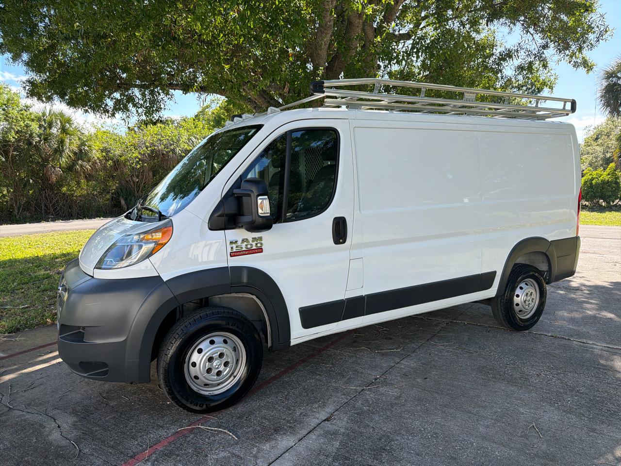 RAM ProMaster Cargo Van 1500 Low Roof 136" WB 2015