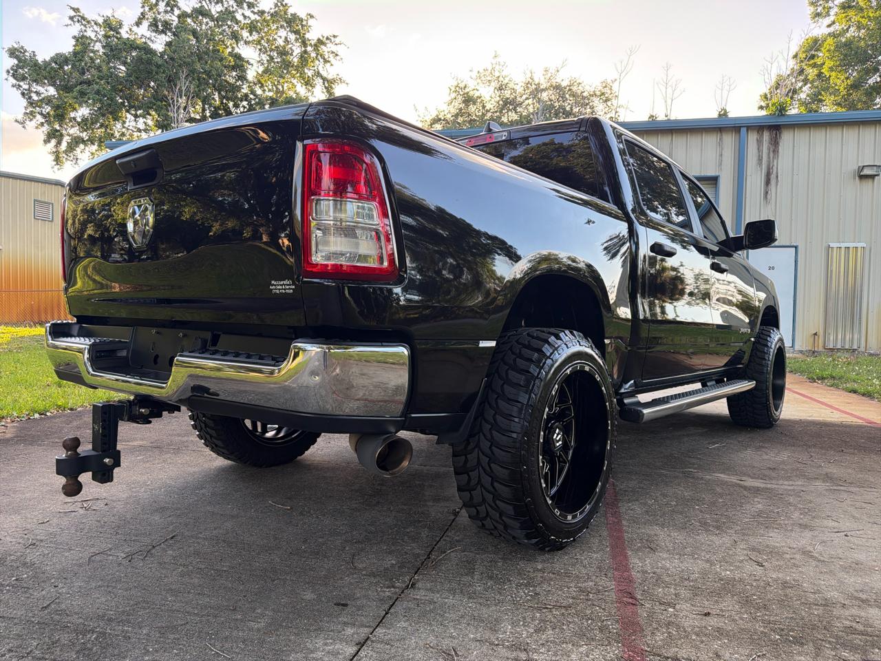 RAM 1500 Tradesman 4x2 Crew Cab 5'7" Box 2019
