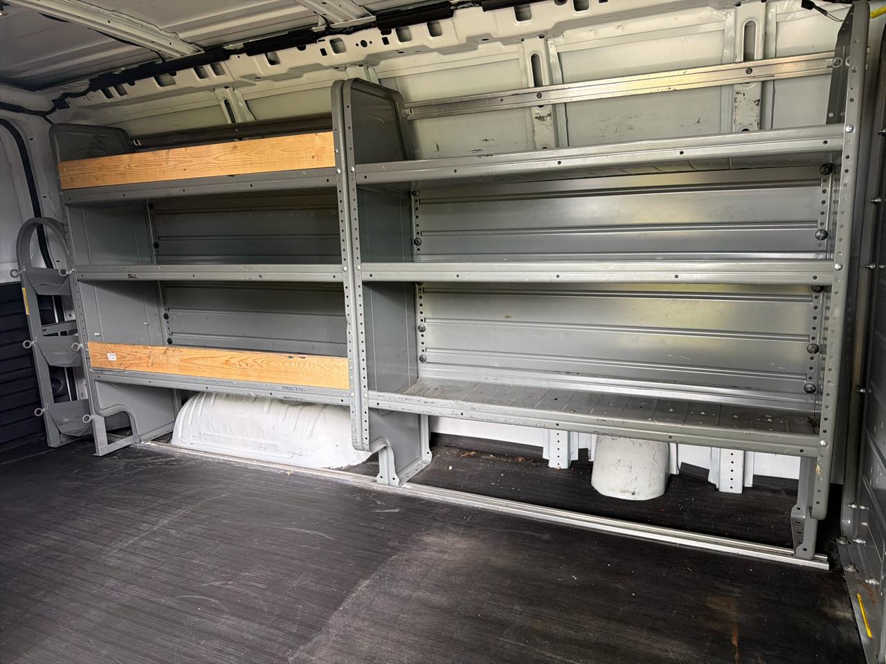 Chevrolet Express Cargo Van RWD 2500 135" 2020