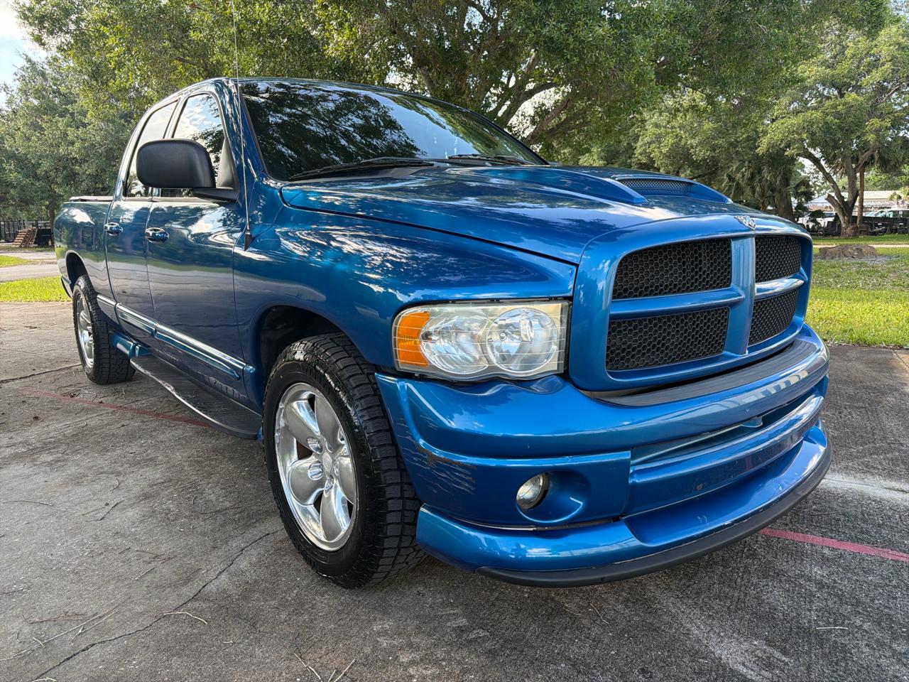 Dodge Ram 1500 4dr Quad Cab 140.5" WB SLT 2004