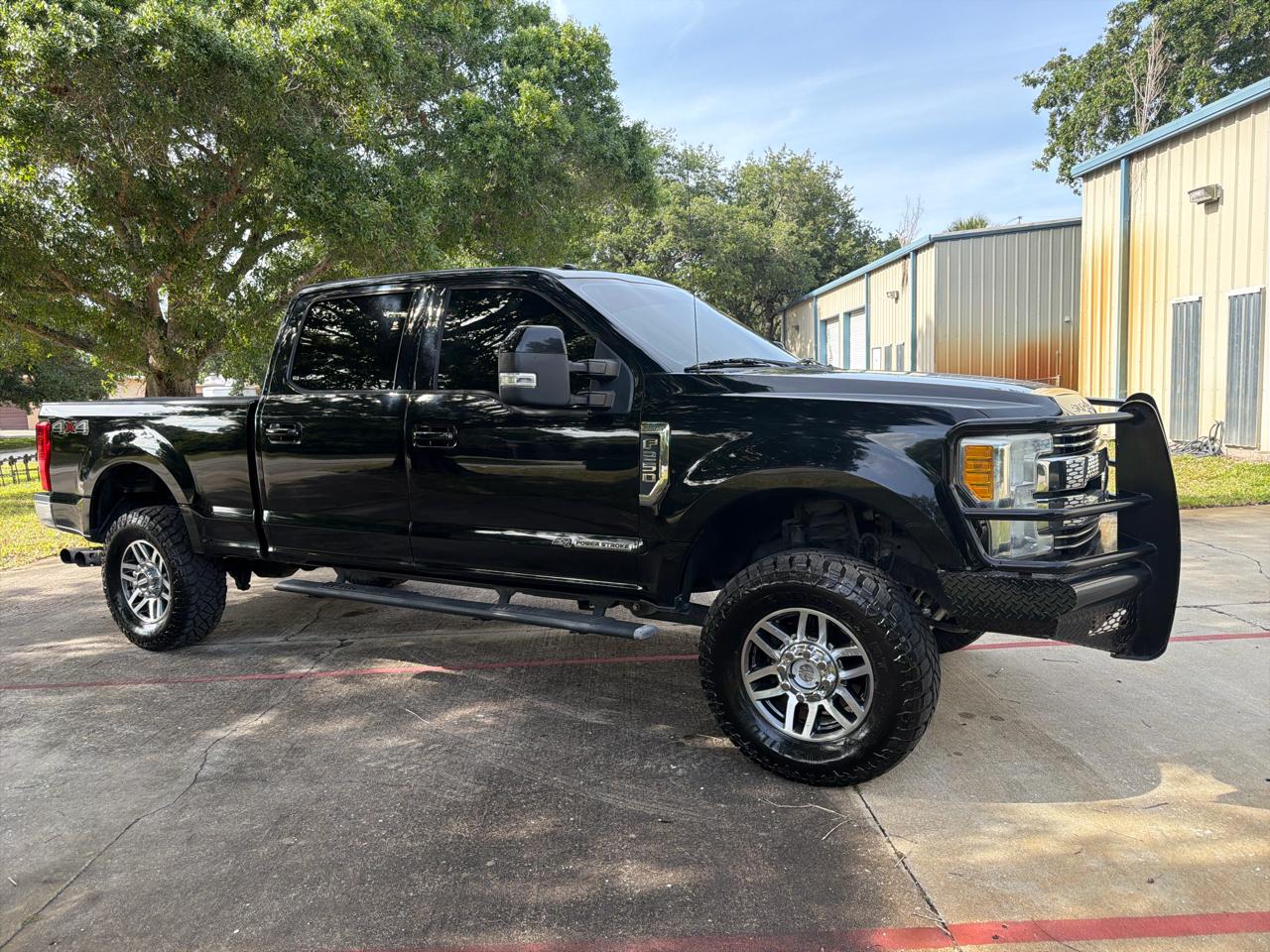 Ford Super Duty F-250 SRW Lariat 4WD Crew Cab 6.75' Box 2017