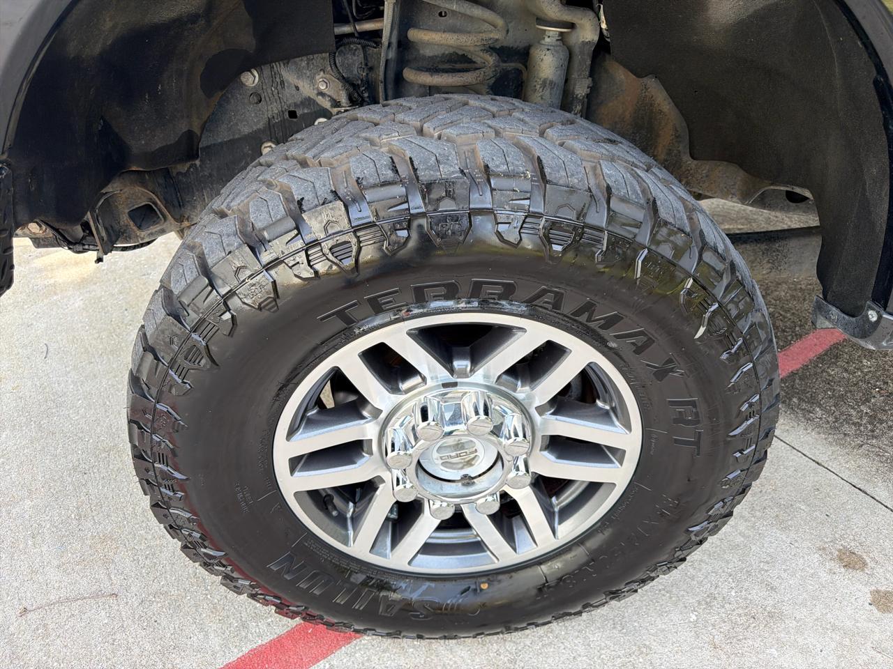 Ford Super Duty F-250 SRW Lariat 4WD Crew Cab 6.75' Box 2017