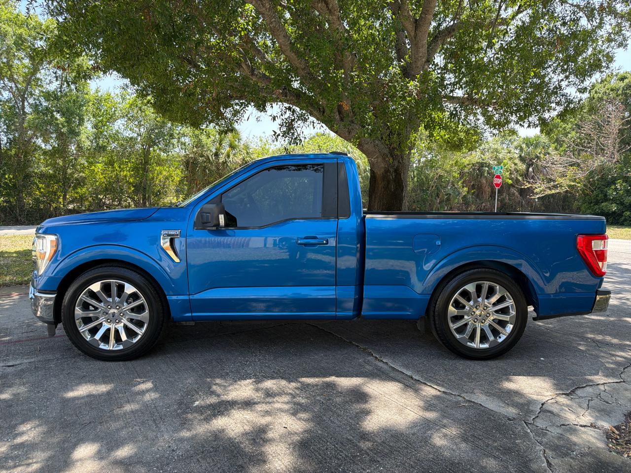 Ford F-150 XLT 2WD Reg Cab 8' Box 2021