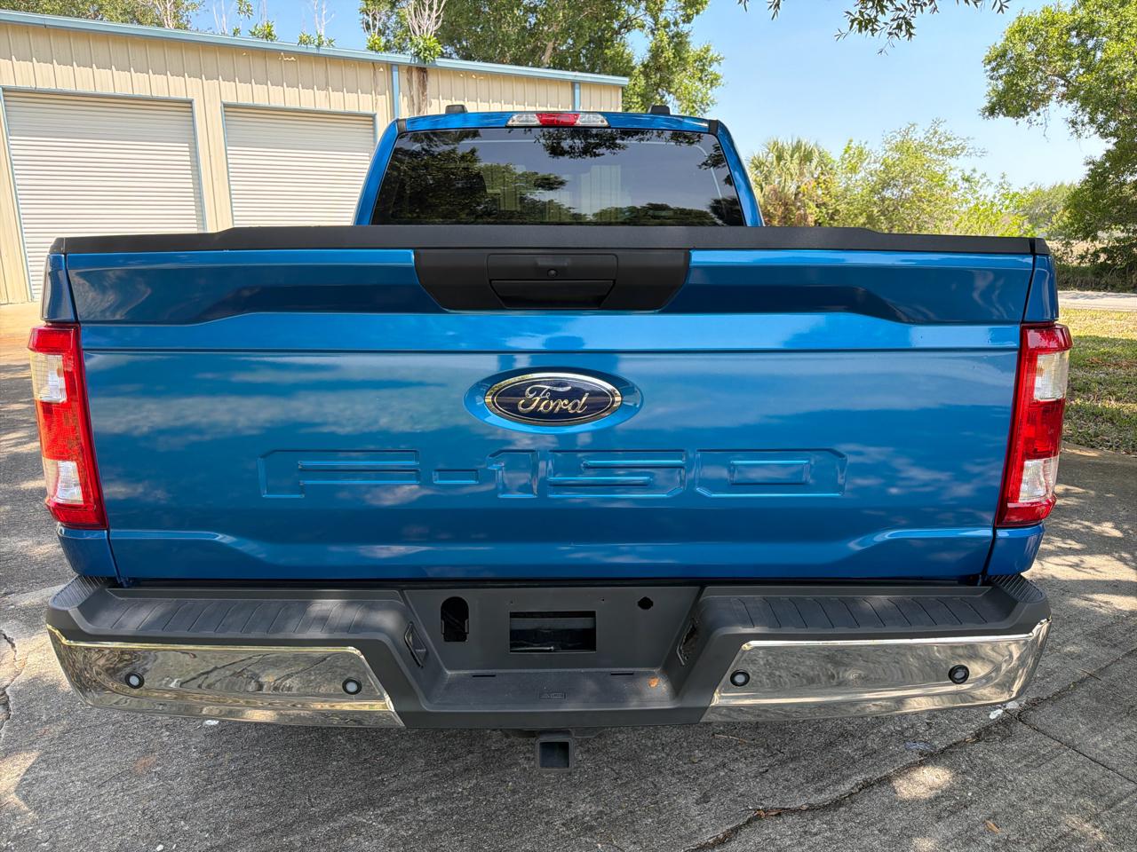 Ford F-150 XLT 2WD Reg Cab 8' Box 2021