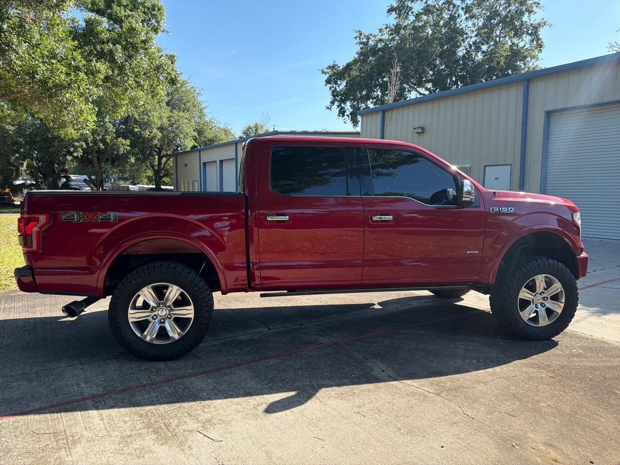 Ford F-150 4WD SuperCrew 145" Platinum 2016
