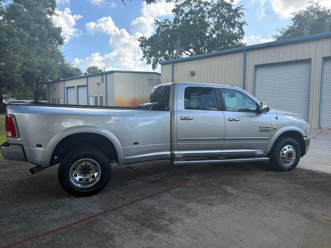 RAM 3500 2WD Crew Cab 169" Laramie 2013