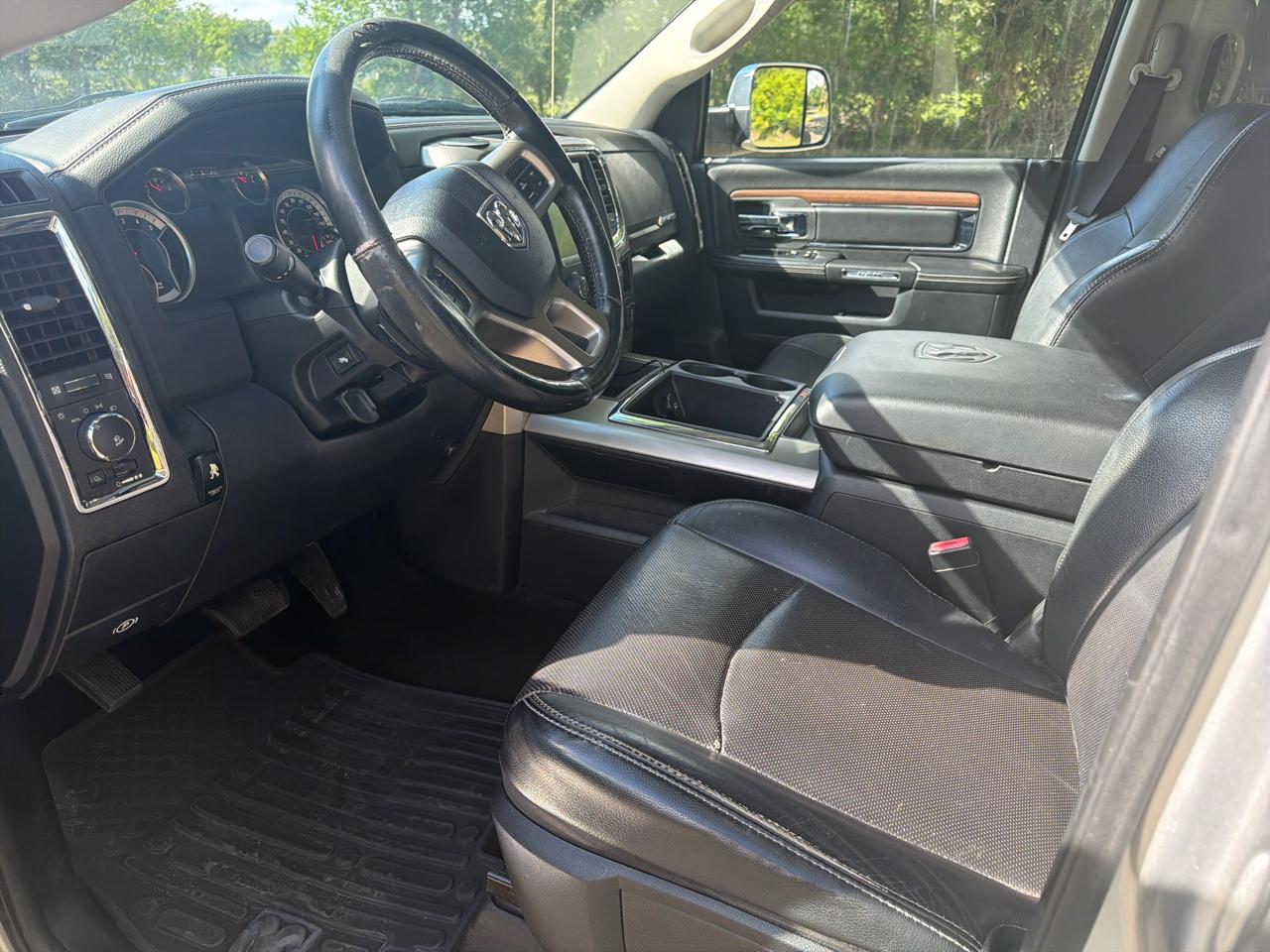 RAM 3500 2WD Crew Cab 169" Laramie 2013