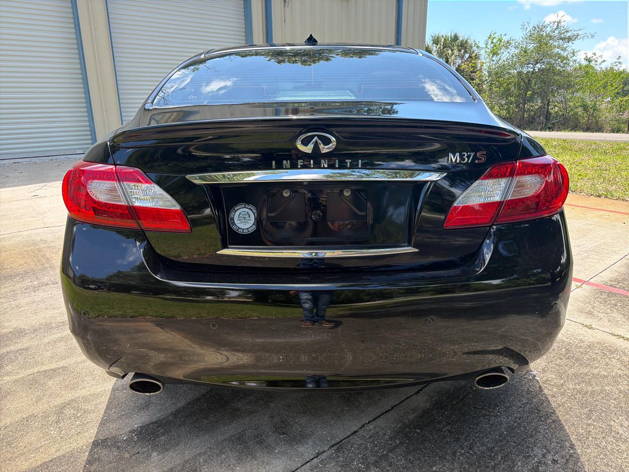 Infiniti M37 4dr Sdn RWD 2013