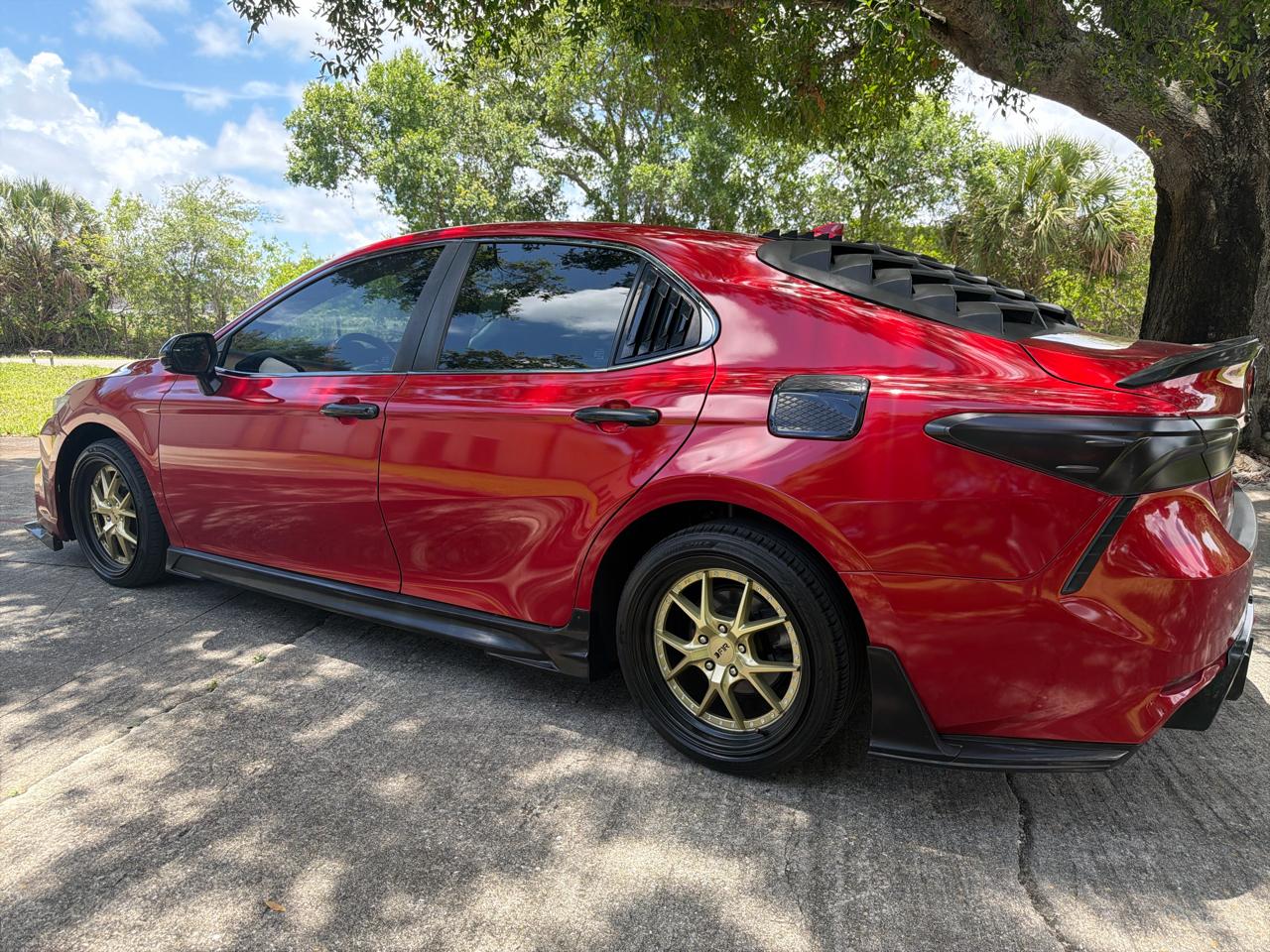 Toyota Camry SE Auto (Natl) 2021