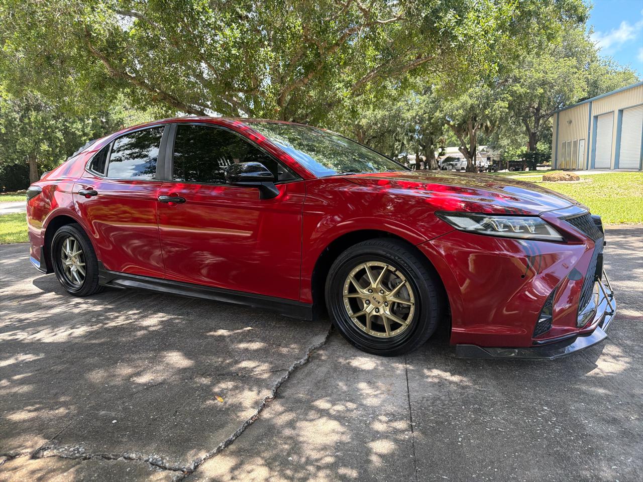 Toyota Camry SE Auto (Natl) 2021