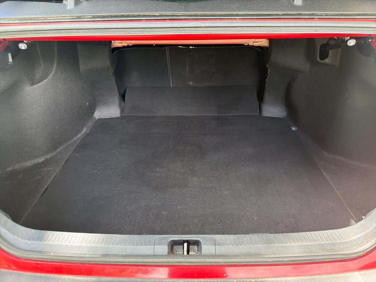 Toyota Camry SE Auto (Natl) 2021