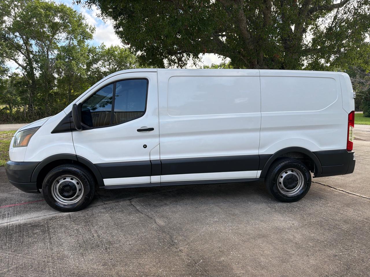 Ford Transit Van T-150 130" Low Rf 8600 GVWR Sliding RH Dr 2017