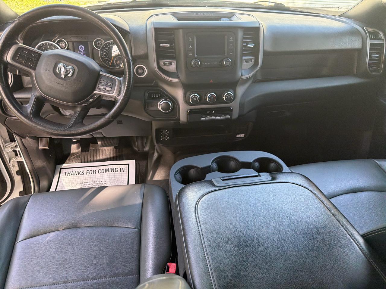RAM 2500 Tradesman 4x2 Crew Cab 8' Box 2021