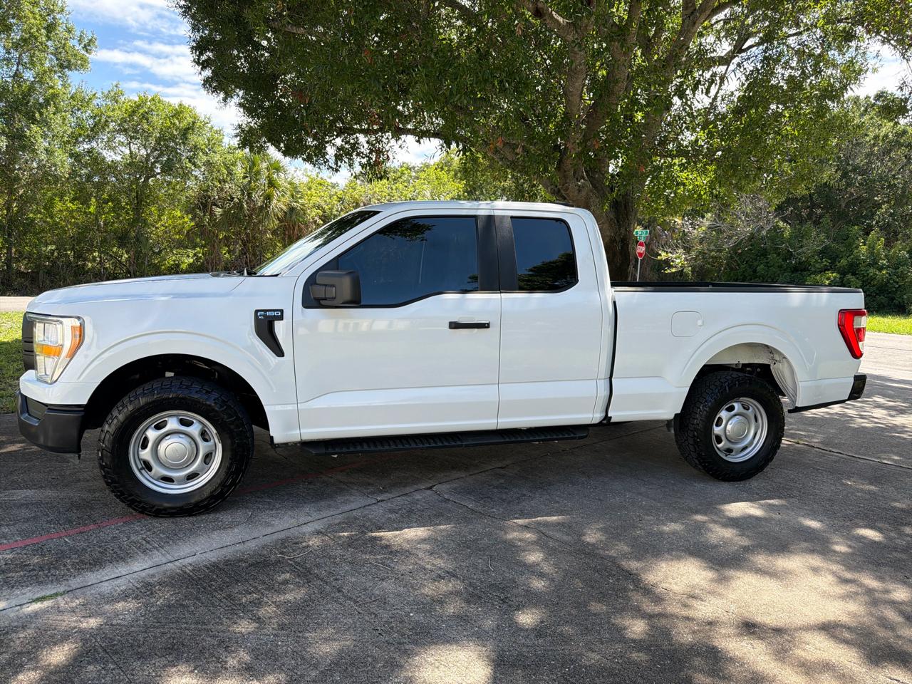 Ford F-150 XL 4WD SuperCab 6.5' Box 2022
