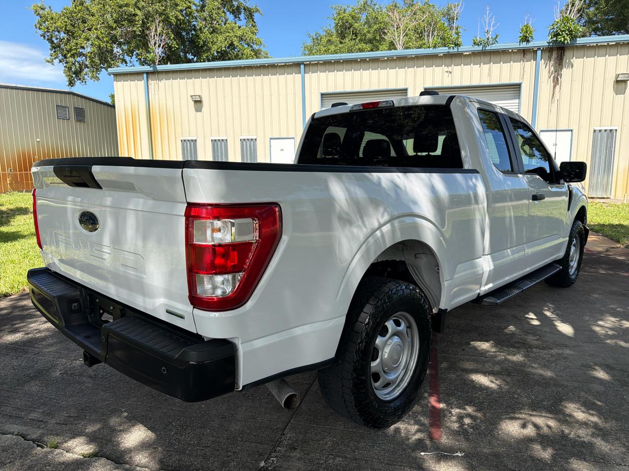 Ford F-150 XL 4WD SuperCab 6.5' Box 2022