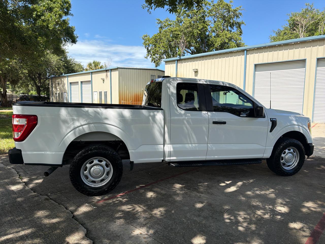Ford F-150 XL 4WD SuperCab 6.5' Box 2022