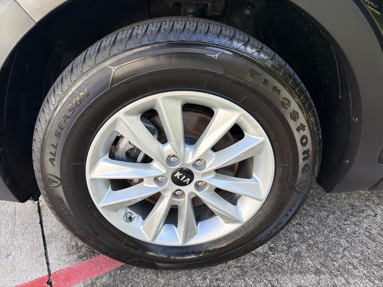 Kia Sorento LX FWD 2019