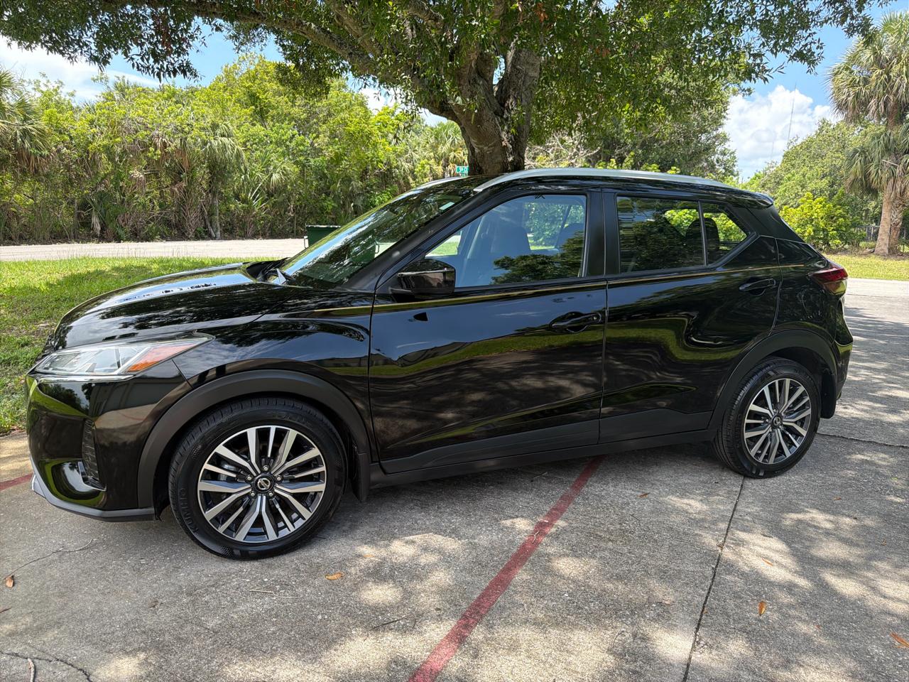 Nissan Kicks SV FWD 2021
