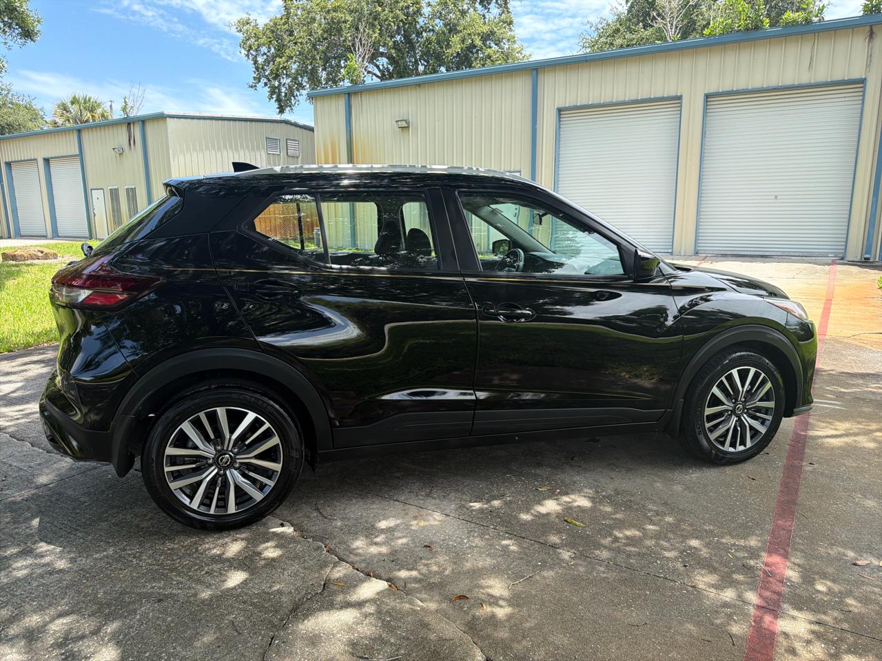 Nissan Kicks SV FWD 2021