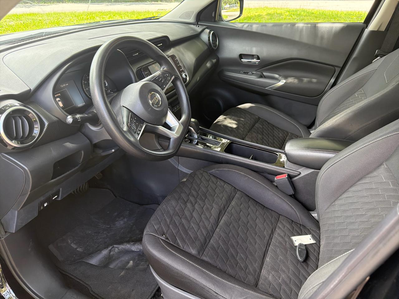 Nissan Kicks SV FWD 2021