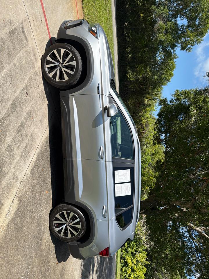 Volkswagen Taos SE FWD 2023