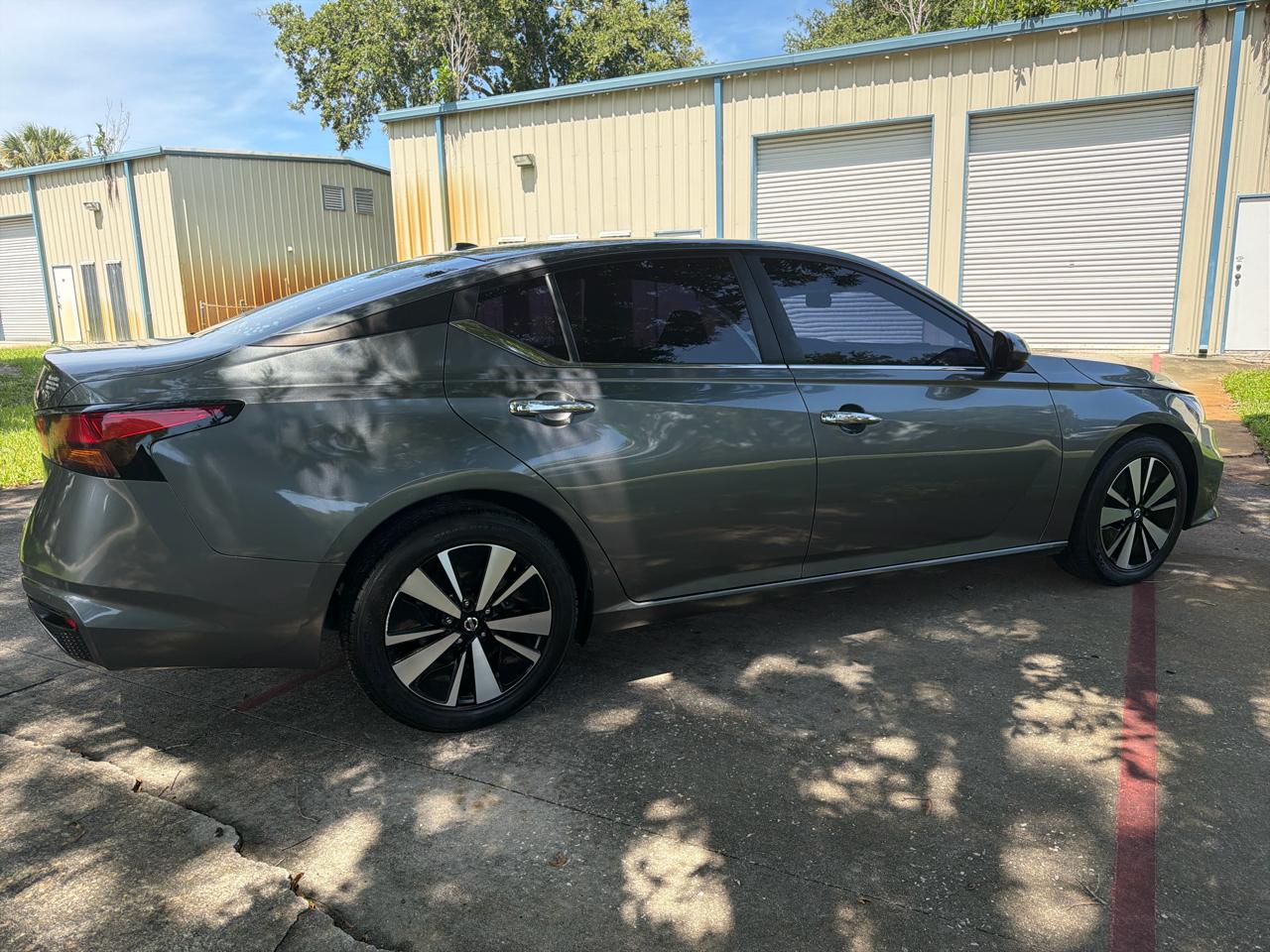 Nissan Altima 2.5 SV Sedan 2022
