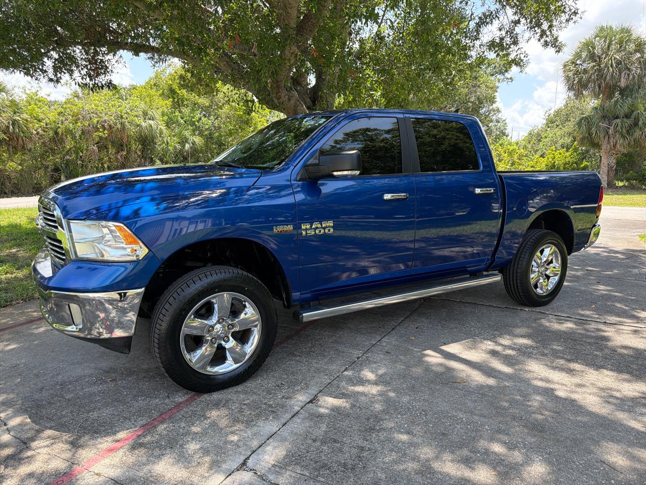 RAM 1500 2WD Crew Cab 140.5" Big Horn 2015