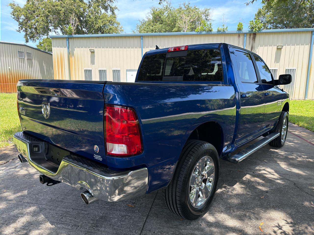 RAM 1500 2WD Crew Cab 140.5" Big Horn 2015