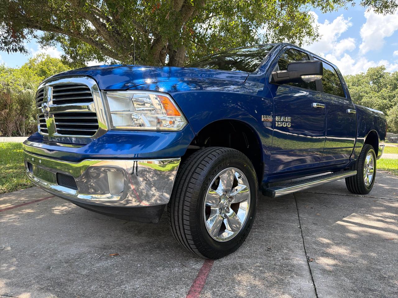 RAM 1500 2WD Crew Cab 140.5" Big Horn 2015