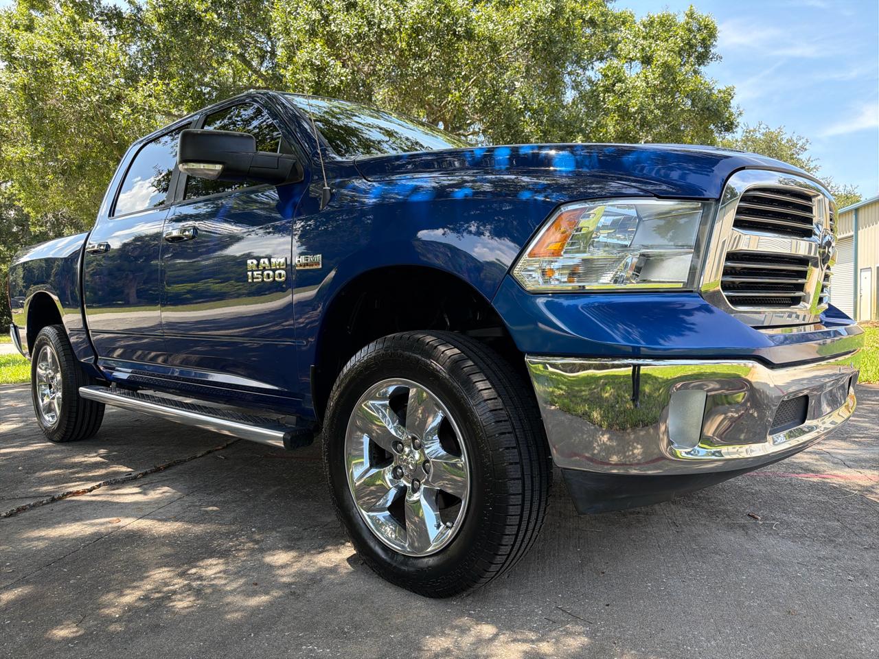 RAM 1500 2WD Crew Cab 140.5" Big Horn 2015