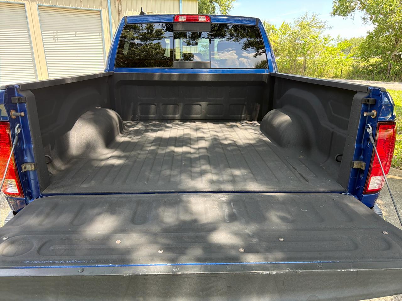 RAM 1500 2WD Crew Cab 140.5" Big Horn 2015