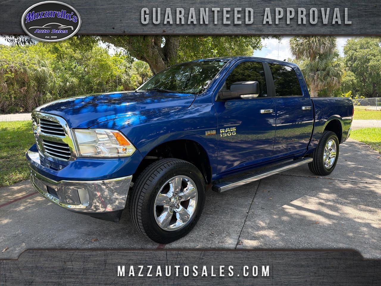 2015 RAM 1500 2WD Crew Cab 140.5" Big Horn