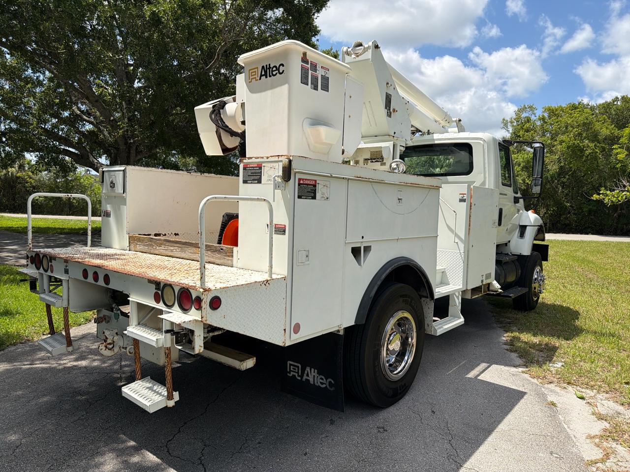 International 7300  2005