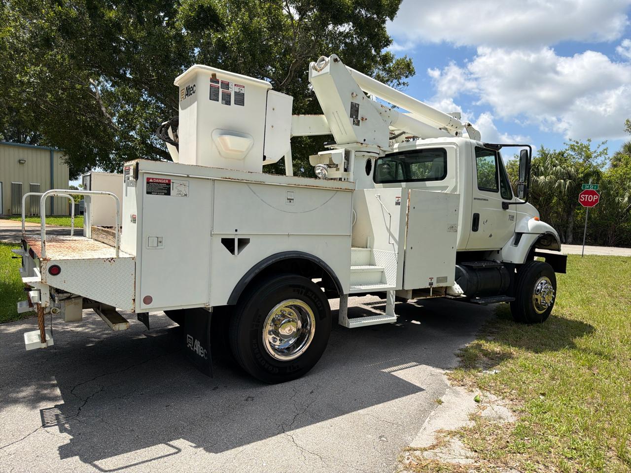 International 7300  2005