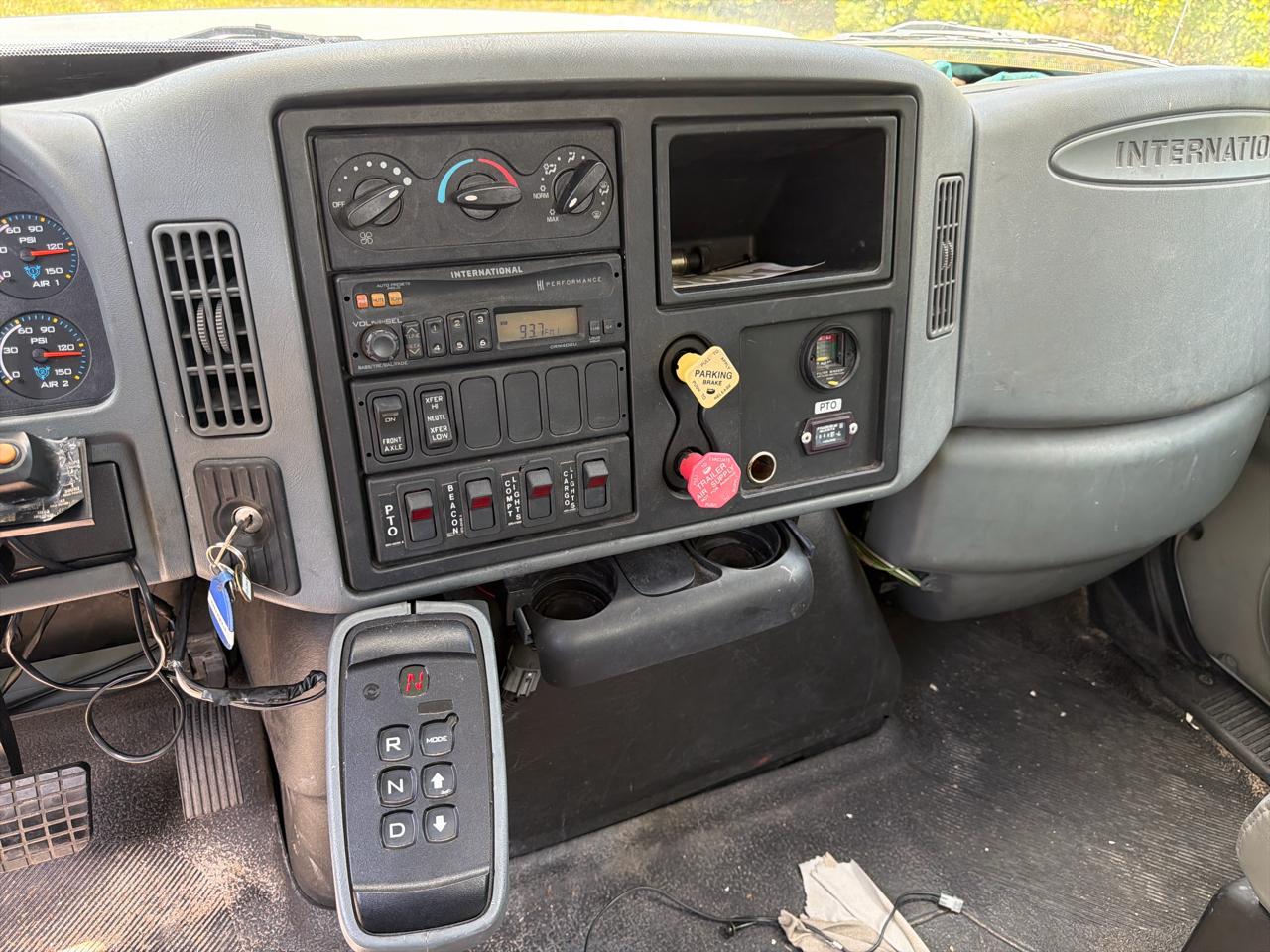 International 7300  2005