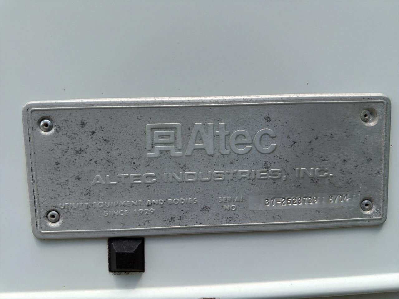 International 7300  2005
