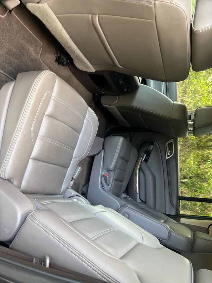 GMC Yukon XL 4WD 4dr Denali 2017
