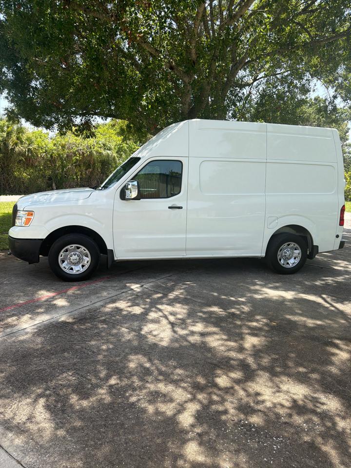 Nissan NV Cargo NV2500 HD High Roof V8 SV 2021