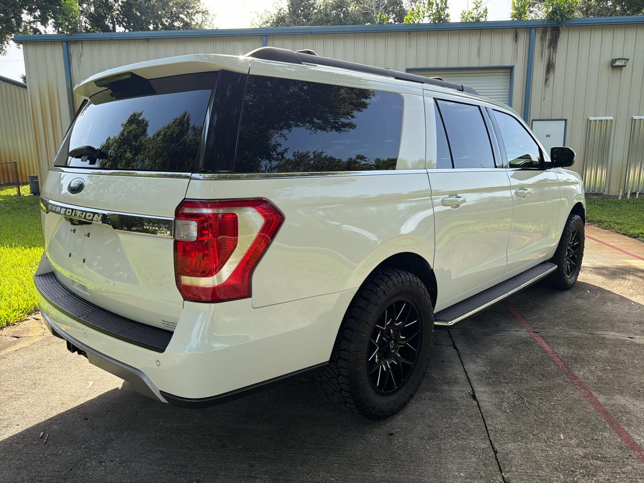 Ford Expedition Max XLT 4x2 2021