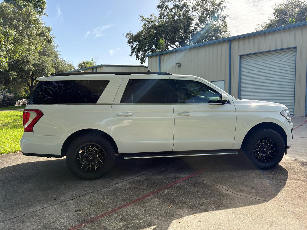 Ford Expedition Max XLT 4x2 2021