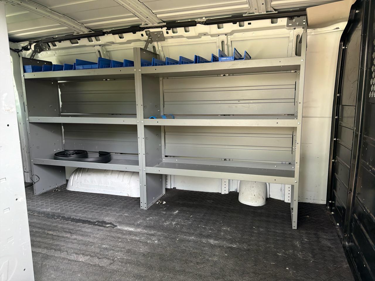 GMC Savana Cargo Van RWD 2500 135" 2020
